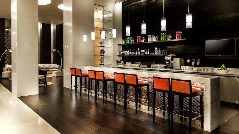 Hyatt Place Gurgaon Udyog Vihar Εξωτερικό φωτογραφία The bar at the lounge